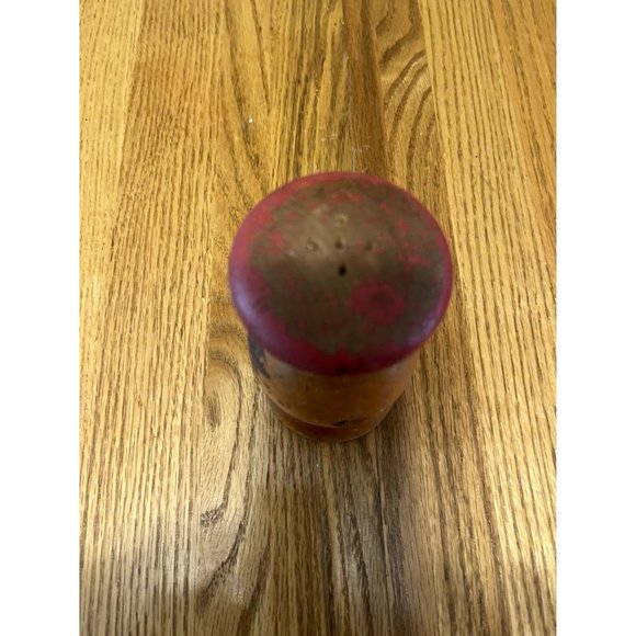 A Very Vintage Peppy Pepper Shaker - Picture 5 of 9